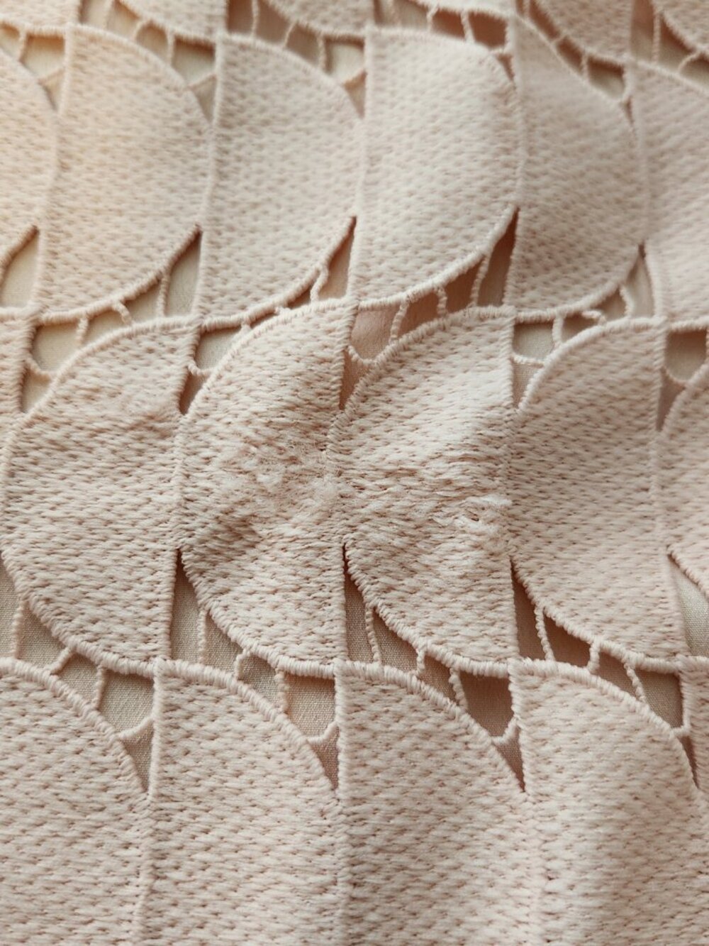 Ann Taylor Blush Pink Sleeveless Blouse Size 2 - Picture 12 of 16